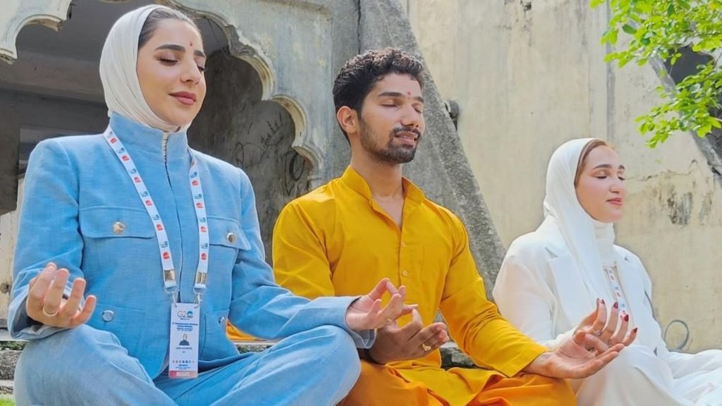 parmarth niketan| rishikesh| yoga session