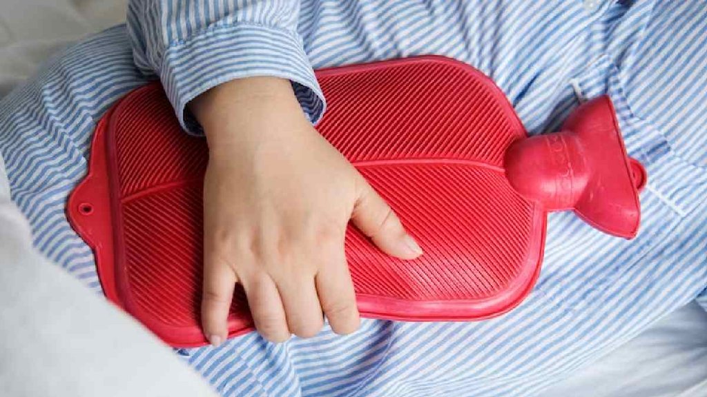 Home Remedies for Periods Pain। Tips To Reduce Periods Pain। Tips for Period Pain। Home remedies for period cramps
