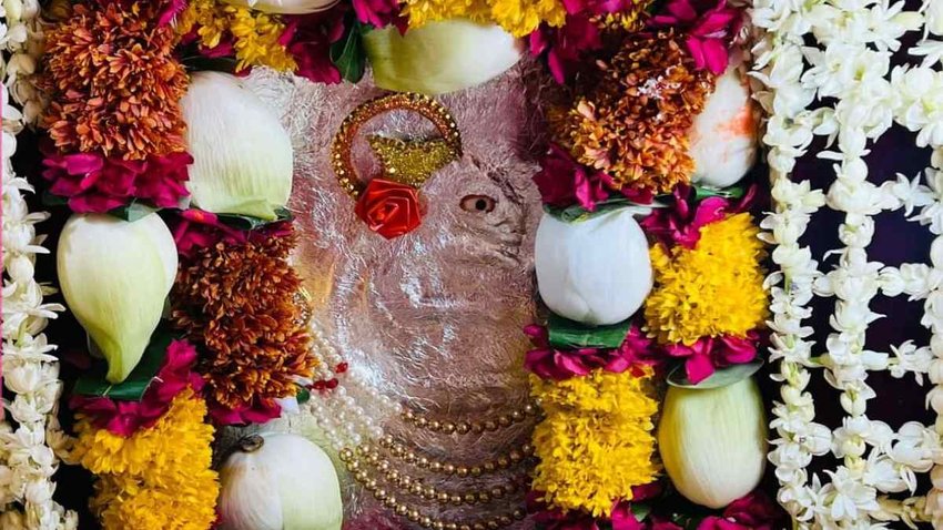 Gilharaj hanuman mandir in Aligarh