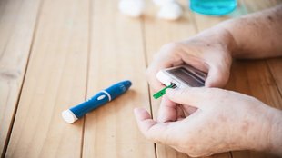 diabetes,blood sugar,diabetes level suddenly drop and high reason,low blood sugar, high blood sugar, causes of high-low blood sugar