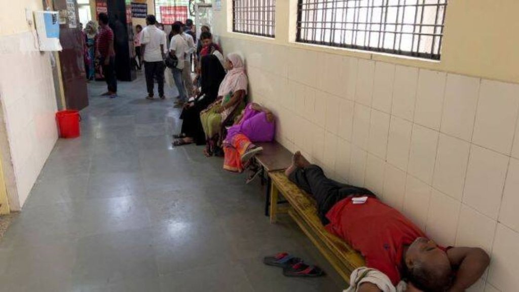 Ballia district hospital | Uttar Pradesh | top medical officer removed for careless statement