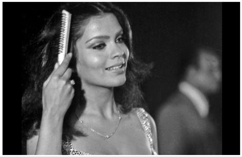 Zeenat Aman in Black and white movie