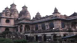 अधूरा भारत: नौलागढ़ धरोहरों की उपेक्षा के साथ अपनी विरासत के इतिहास से भी दूर हो रहे हम