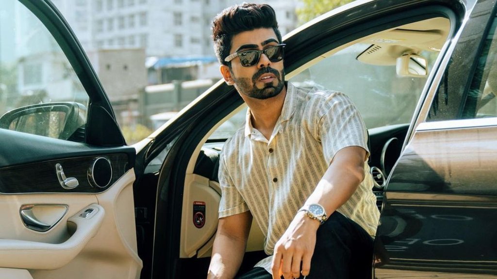 Bhagyalaxmi fame Actor Akash choudhary Car Accident Bhagyalaxmi fame Actor Akash choudhary Car Accident