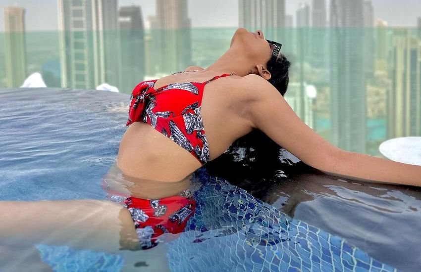 Bhojpuri Actress Arshiya Arshi Photos