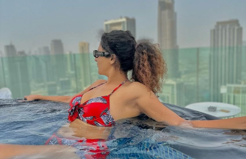 Bhojpuri Actress Arshiya Arshi Photos
