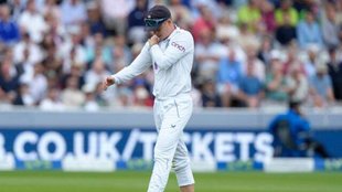 England Vs Australia | ENG Vs AUS | Ollie Pope | Ashes Test Match | Ollie Pope hurting his shoulder |