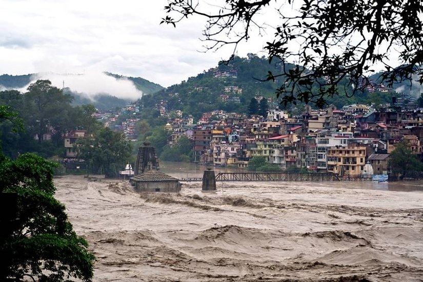 temple destroyed in Mandi