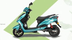 EV buying guide: सिंगल चार्ज पर 100 km की रेंज का दावा, जानें Kinetic Green Zoom इलेक्ट्रिक स्कूटर की कंप्लीट डिटेल