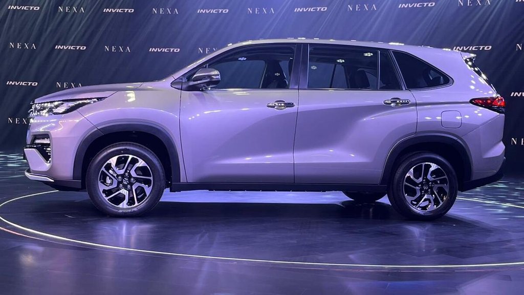 Maruti Suzuki Invicto Top 10 Big Things । Maruti Suzuki Invicto Price । Maruti Suzuki Invicto Highlights । Maruti Suzuki Invicto Big Things