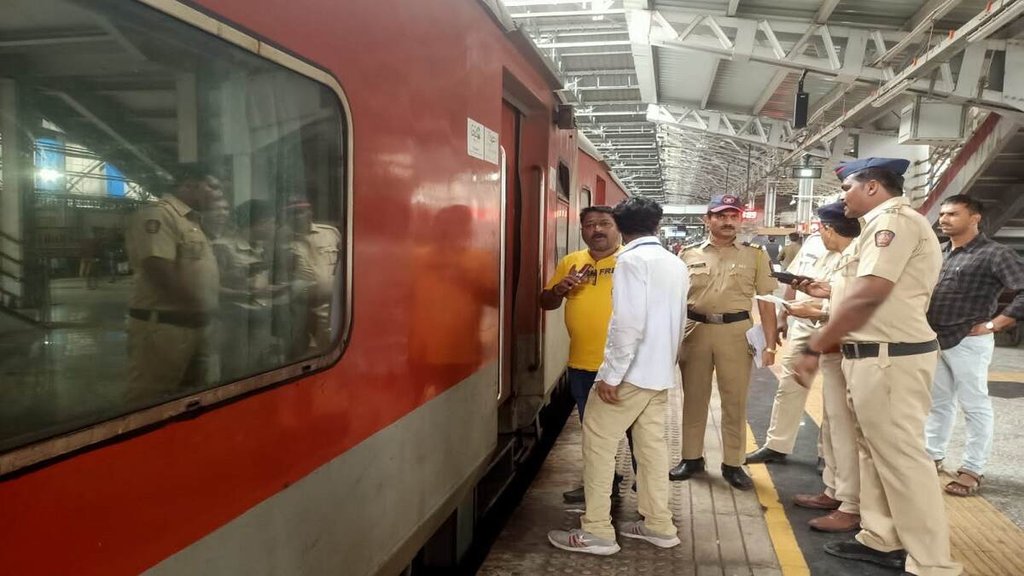 Jaipur Mumbai Train Firing | RPF Jawan Firing | maharashtra firing news