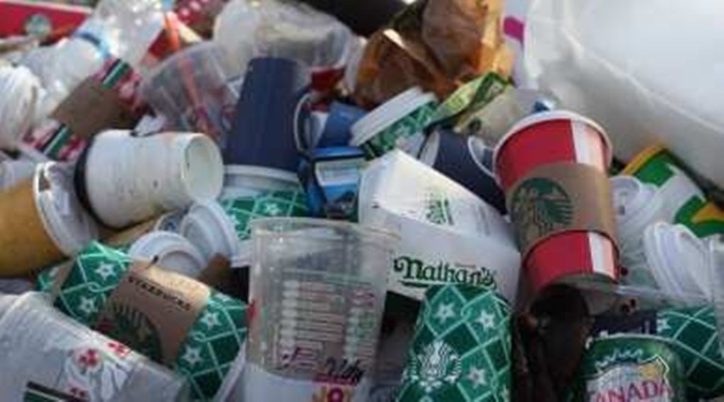 Plastic garbage |,pollution