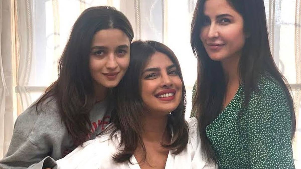 Priyanka Chopra walked out from Katrina Kaif And Alia Bhatt film Jee le Zaraa