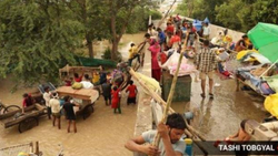 बेटी की शादी के लिए शॉपिंग की, सब बह गया; मोमोज बेचता था, कोई मदद करने नहीं आया, दिल्ली के राहत शिवरों से लोगों की आपबीती