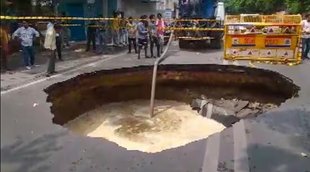 Road | sinking
