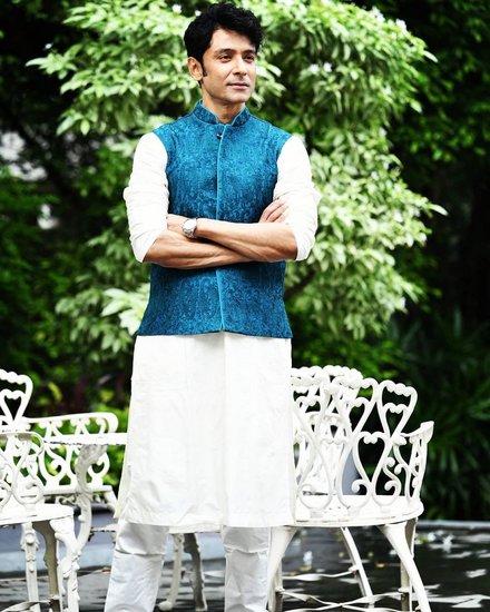 Rocky Aur Rani Ki Prem Kahani 4