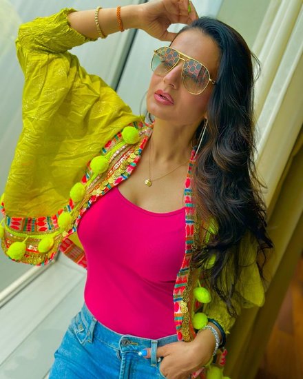 Ameesha Patel 5