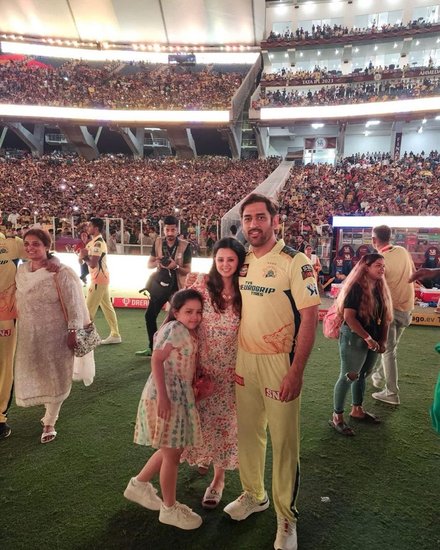 MS Dhoni 15