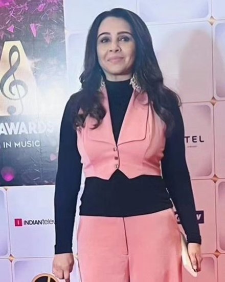Suchitra Krishnamoorthi 7
