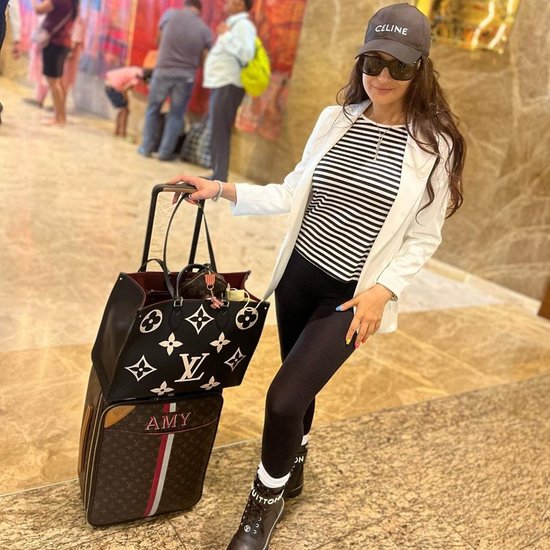Ameesha Patel 10