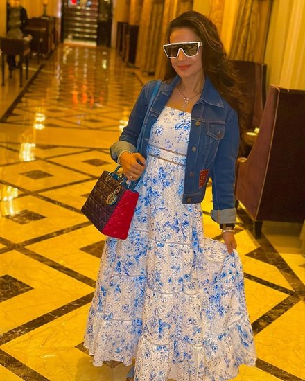 Ameesha Patel 12