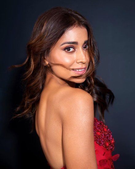 Shriya Saran 7