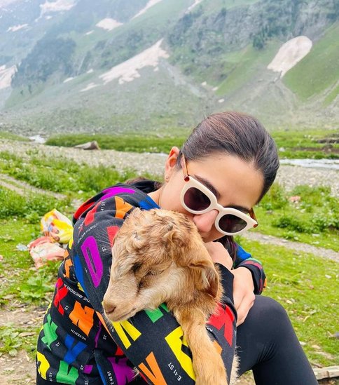 sara ali khan 2