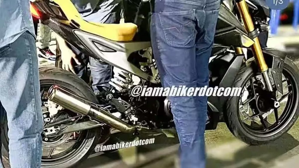 TVS Apache RTR 310 Spy Images । TVS Apache RTR 310 Spy News । TVS Apache RTR 310 Spotted During Testing । TVS Apache RTR 310 Big Update