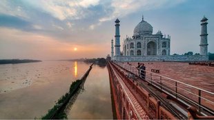 Taj mahal | Yamuna Water Level | Delhi Flood News: