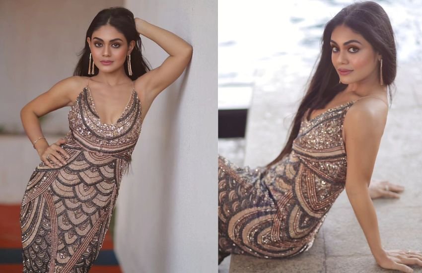 Tv Actress Sreejita De Kiss