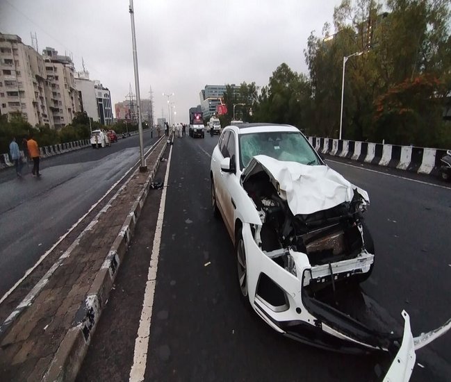 ahamdabad accident