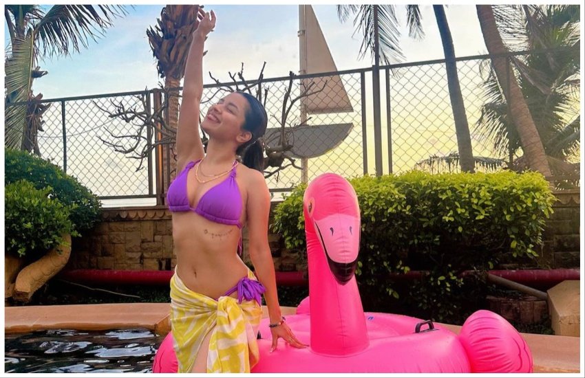 Avneet Kaur in Purple bikini