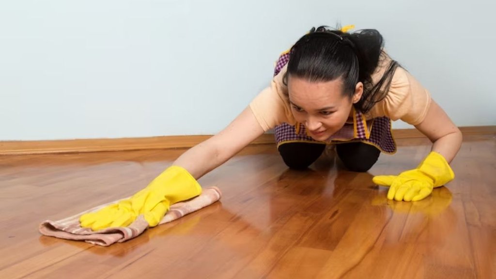 what is secret to clean floors, how to get rid of rain insects, how do you get rid of rain flies, how can we prevent monsoon insects, how do you get rid of flying termites in rainy season