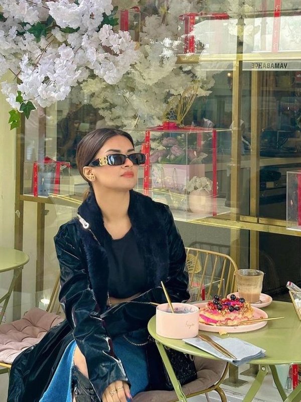 AVNEET KAUR BRUNCH DAY