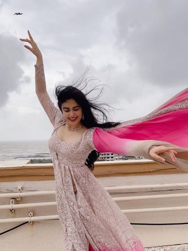 Adah Sharma (3)