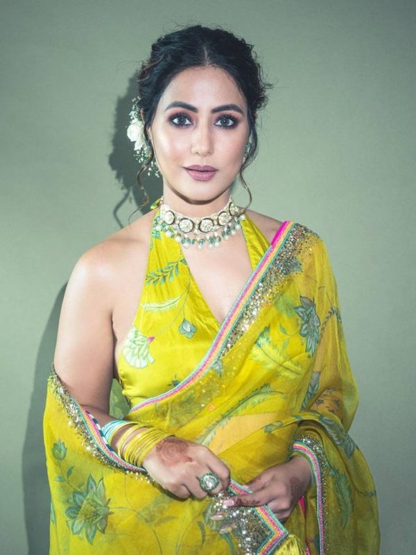 HINA KHAN - TV STAR