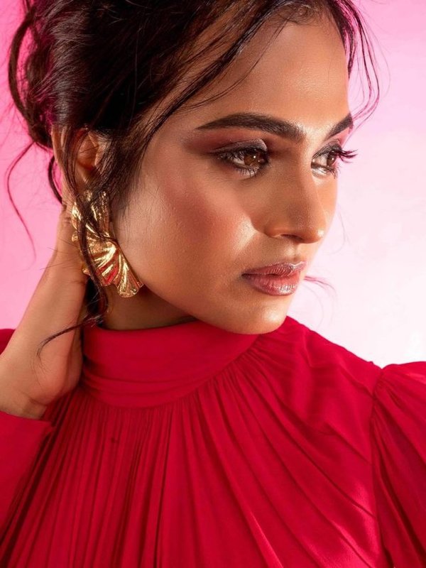 Ramya 6