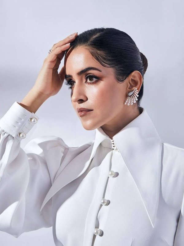 Sanya Malhotra 1