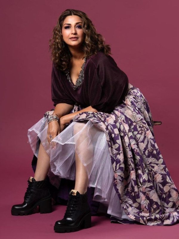 Sonali Bendre (3)