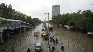 delhi floods | yamuna water level| weather news