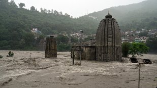 Mandi district standing tall while flash floods wreak havoc on the state