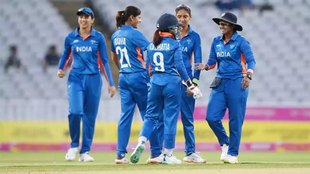 women |cricketer