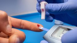 Low Glycemic Foods for Diabetes: मधुमेह रोगियों के लिए वरदान हैं कम ग्लाइसेमिक इंडेक्स वाले ये 5 फूड, जानें कैसे करते हैं बल्ड शुगर लेवर कंट्रोल
