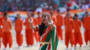 Women Empowerment | Dunia Mere Aage |