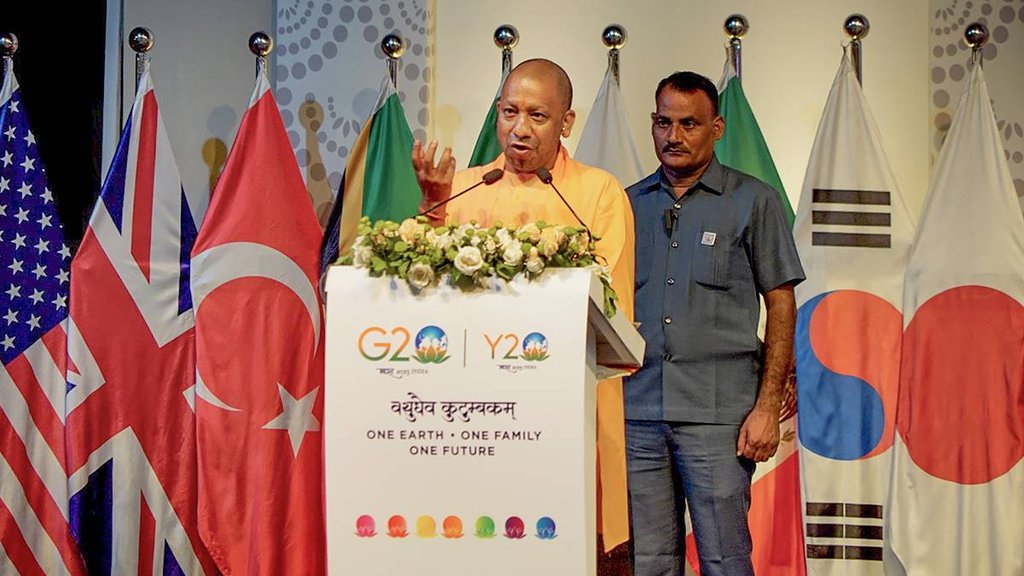 Chief Minister Yogi Adityanath | UP CM gives appointment letters to sportspersons |