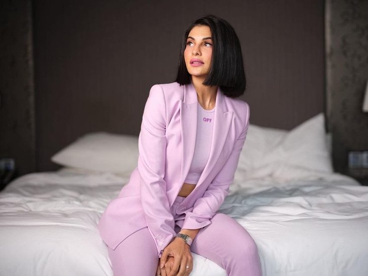 happy birthday Jacqueline Fernandeza