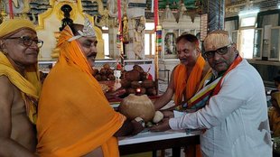 AJAY RAI IN TEMPLE | UP | CONGRESS |