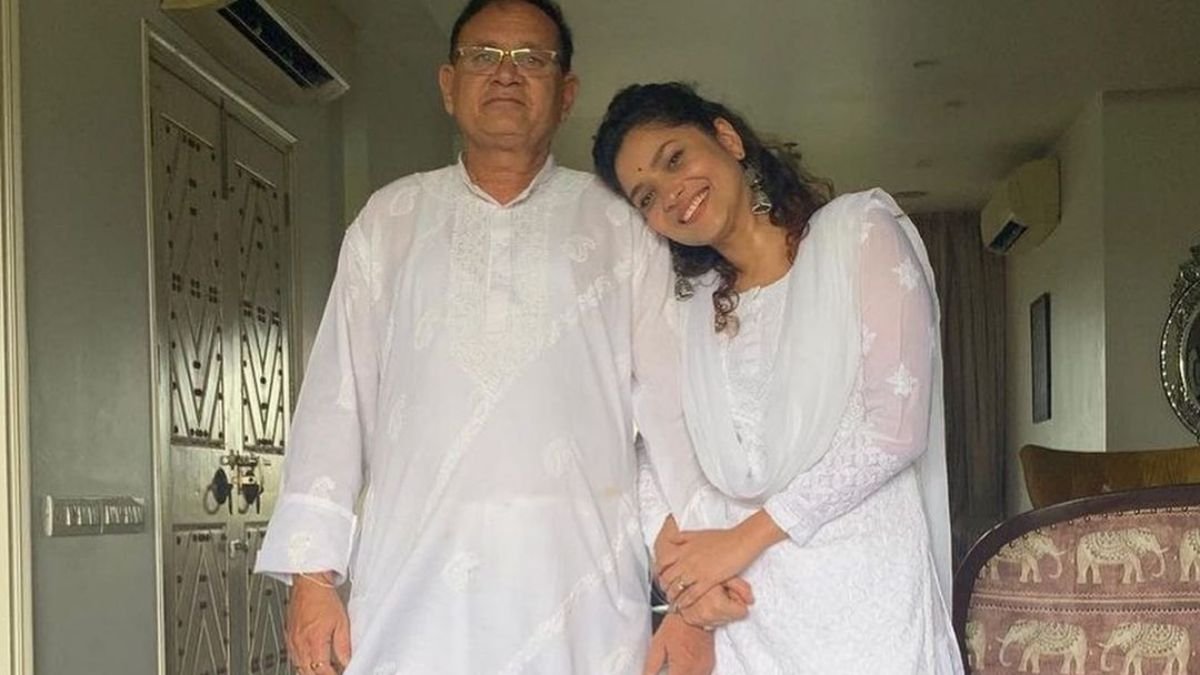 Ankita Lokhande Father Shashikant Lokhande