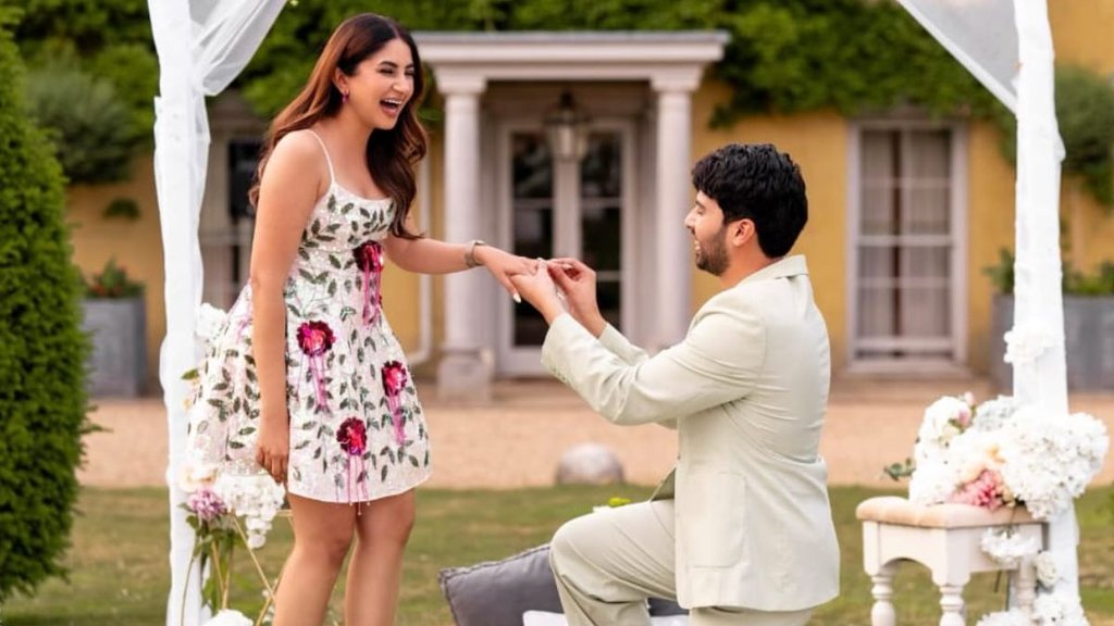 Armaan Malik/ Armaan Malik Engagement Photos