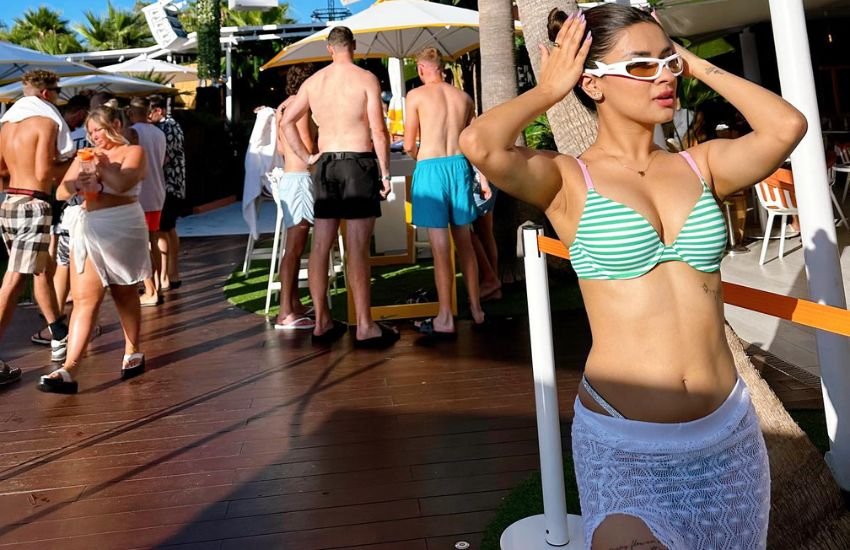 Avneet Kaur Latest Photos in Bikini